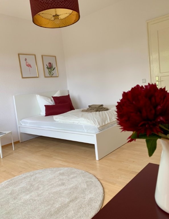 Apartamento Berlin Karl-Marx-Allee 55 - Zimmer 2 - rot 16m²