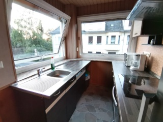 Sankt Augustin - Möbliert, hell, groß: freies Zimmer in netter 4er WG