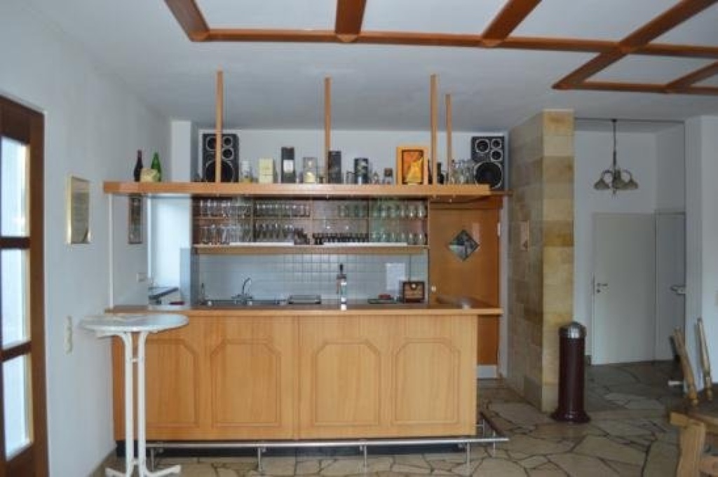 Schöne 1-Zimmer-Wohnung für katholischen, männlichen Studenten – 97082 Würzburg Steinbachtal – Vorschaubild 11