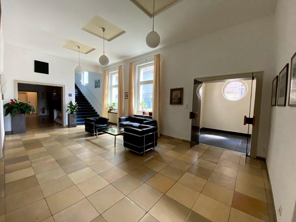 WG-Zimmer Mitte Haußmannstraße 46 - das Foyer