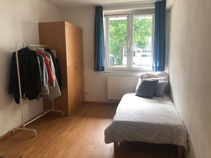 Gemütliches Zimmer im HornLehe Möblierte WG BremenHorn