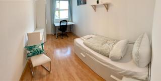 Ruhiges, möbliertes WG-Zimmer in Bogenhausen