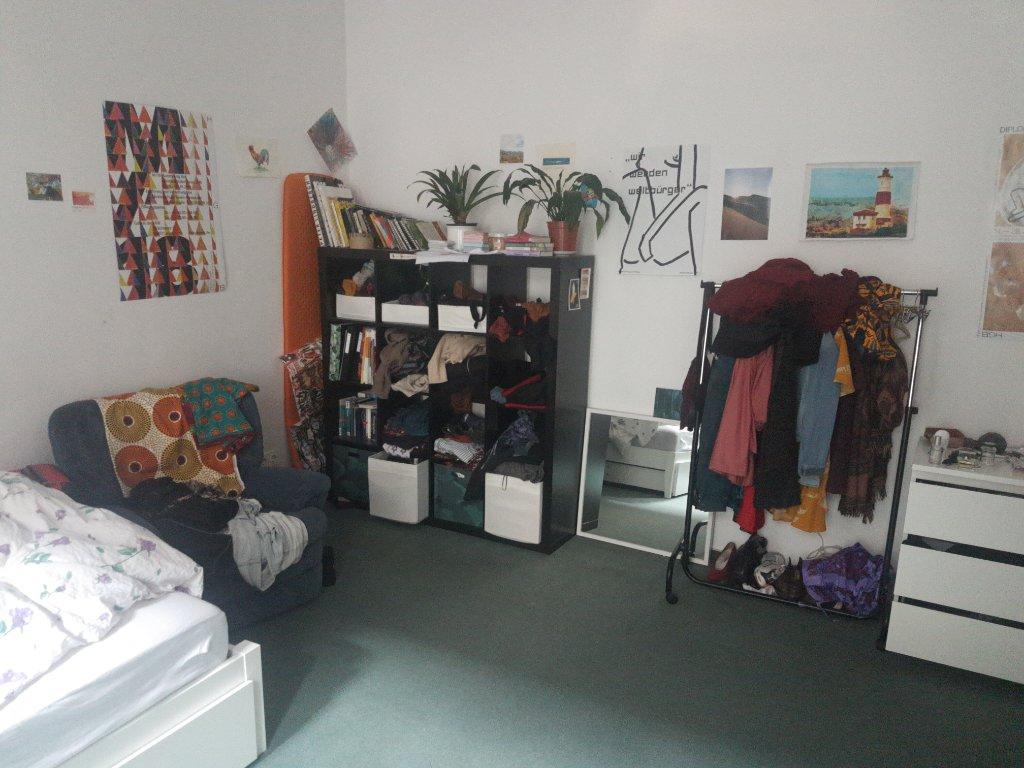 WG-Zimmer Zentrum-Süd Dimitroffstr., 28 - 20m² room first (1/3)