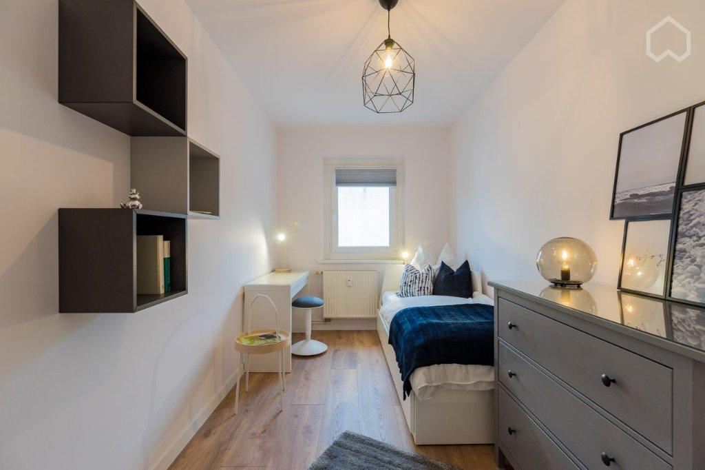Gemütliche 3-Zimmer Wohnung direkt an der Oberbaumbrücke mit Blick auf die Spree – Stralauer Allee 35 a, 10247 Berlin Friedrichshain – Vorschaubild 12