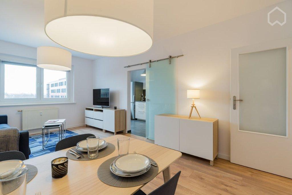 Gemütliche 3-Zimmer Wohnung direkt an der Oberbaumbrücke mit Blick auf die Spree – Stralauer Allee 35 a, 10247 Berlin Friedrichshain – Vorschaubild 2