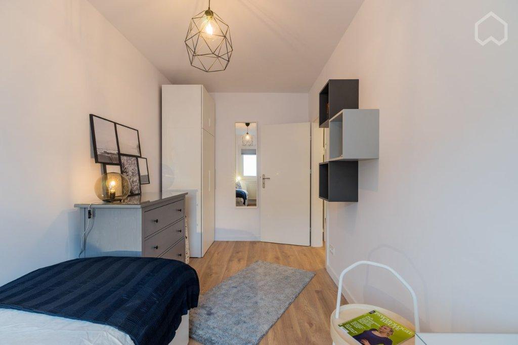 Gemütliche 3-Zimmer Wohnung direkt an der Oberbaumbrücke mit Blick auf die Spree – Stralauer Allee 35 a, 10247 Berlin Friedrichshain – Vorschaubild 13