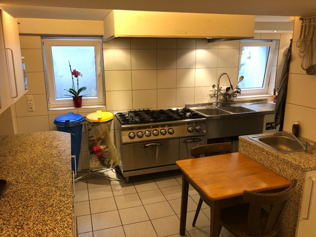 WG-Zimmer Frauenland Greisingstr. 17 - Große Küche