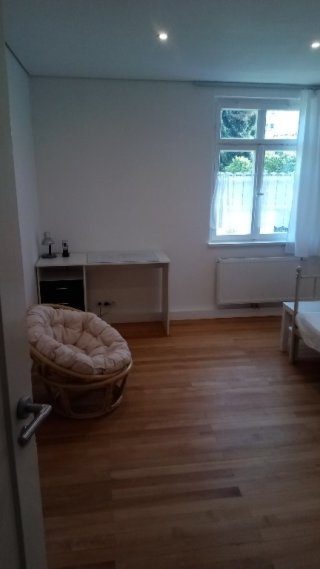 Anzeigenbild: 1 Zimmer in 4-er WG Innenstadt