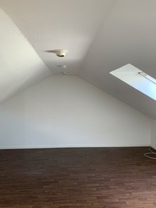 Anzeigenbild: Gemütliches 13qm Zimmer in einem großen Haus