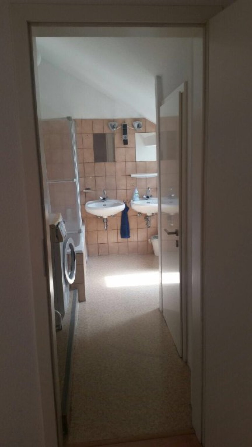 Habitación en WG Offenbach am Main Pirazzistr. 47 - Bad
