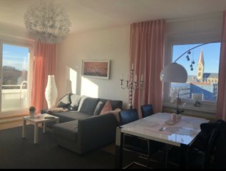 Anzeigenbild: Schöne 2 Raum Studentenwohnung mit Ebk und Balkon
