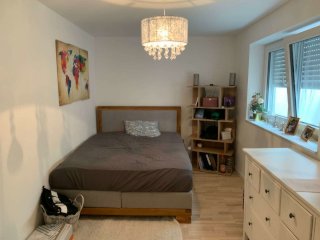 Ad image: WG-ZIMMER zu vermieten. Ruhige Lage mit Garten