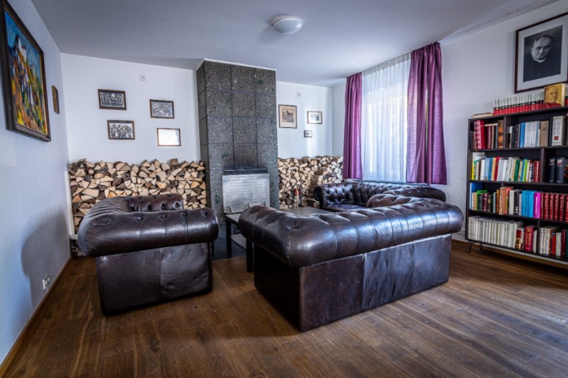 Habitación en WG Instituts-Viertel Rheinstraße 23 - Wohnzimmer | Sitzgruppe