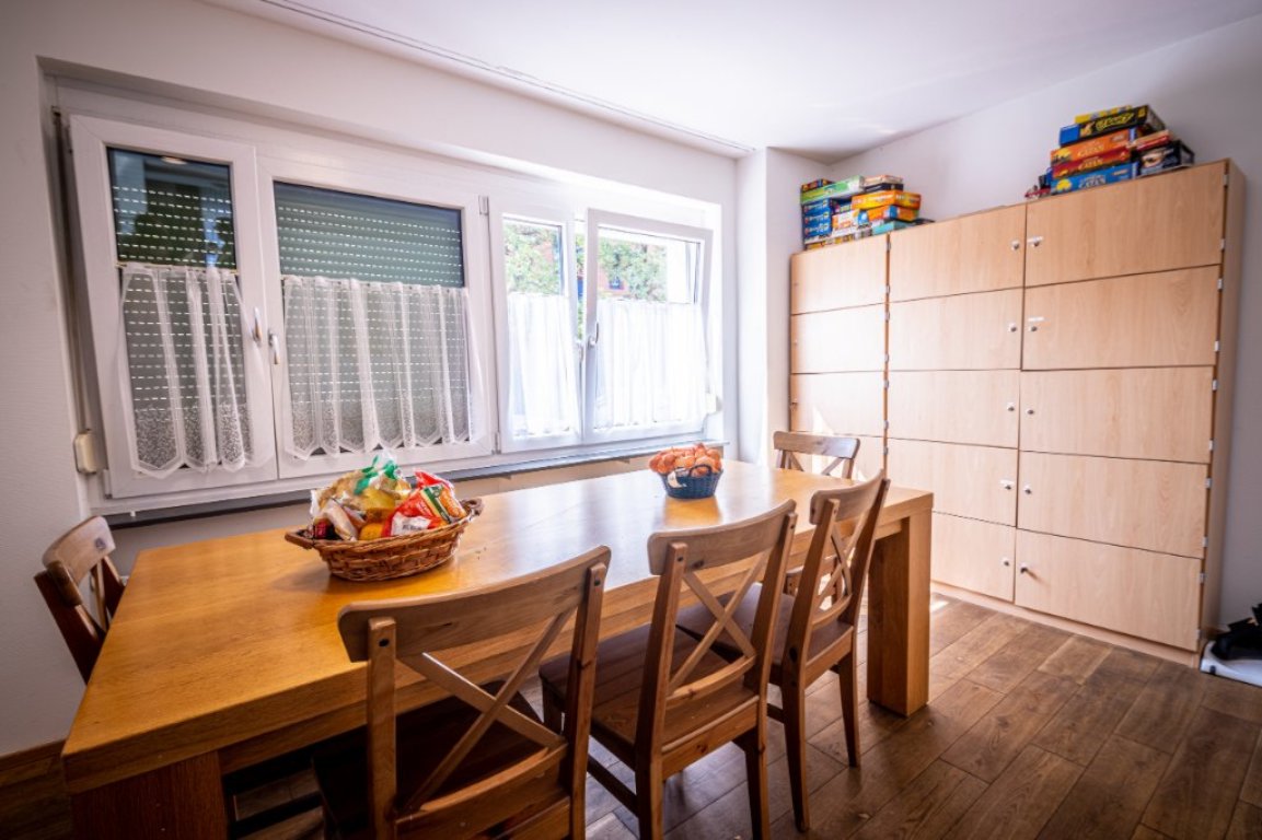 Habitación en WG Instituts-Viertel Rheinstraße 23 - Freundliches Esszimmer