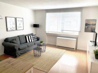 Imagen del anuncio: Zentrale und ruhige 2 ZKB am grünen Lessingplatz