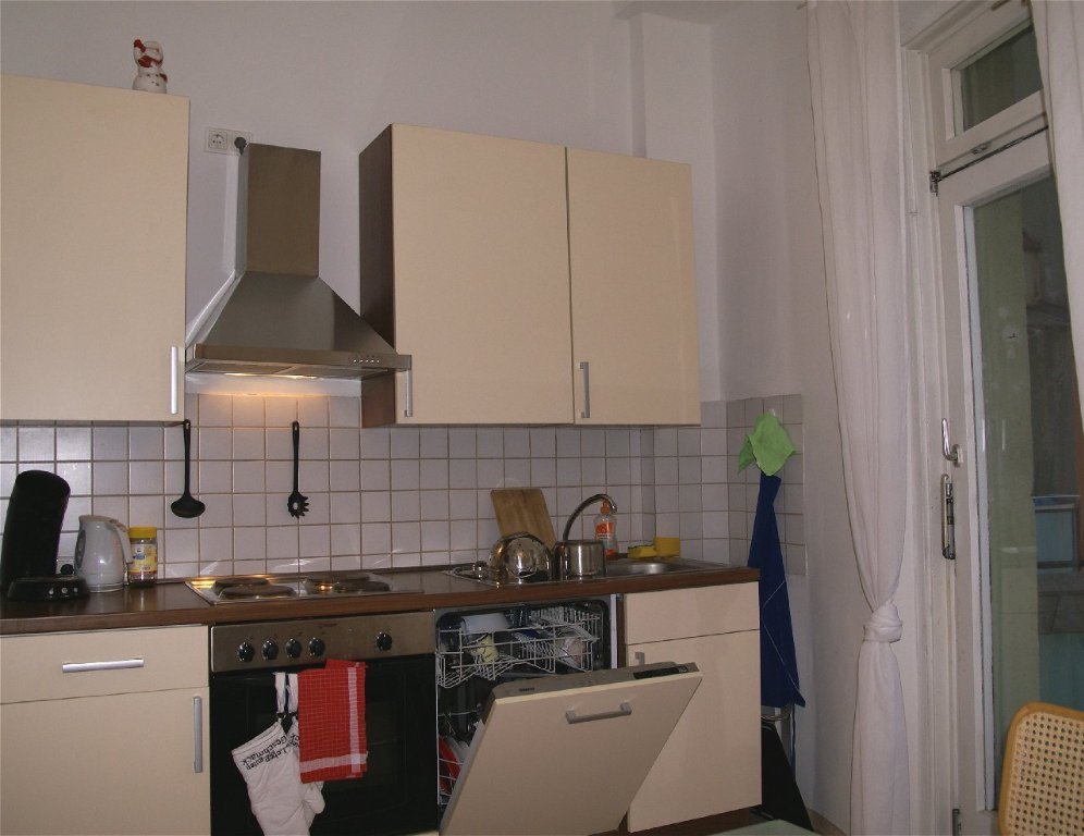 Habitación en WG Sendling Plinganserstraße - Küche mit Geschirrspüler