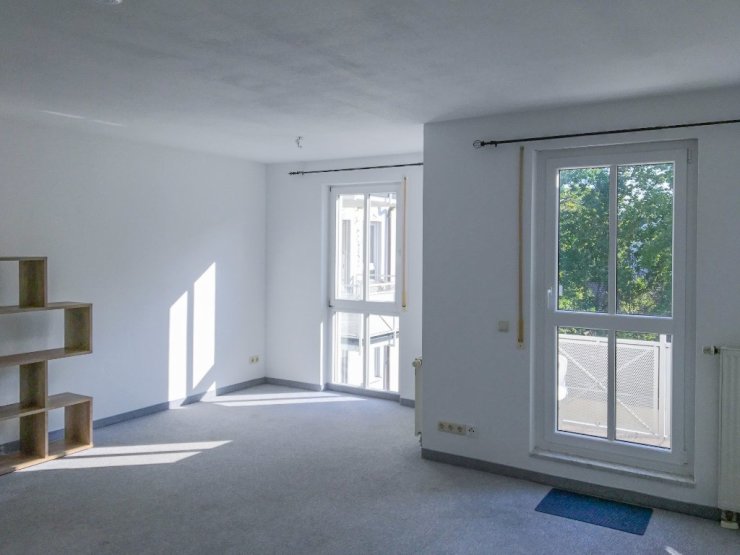 1ZimmerApartment, zentrale, ruhige Lage mit Balkon, Blick ins Grüne