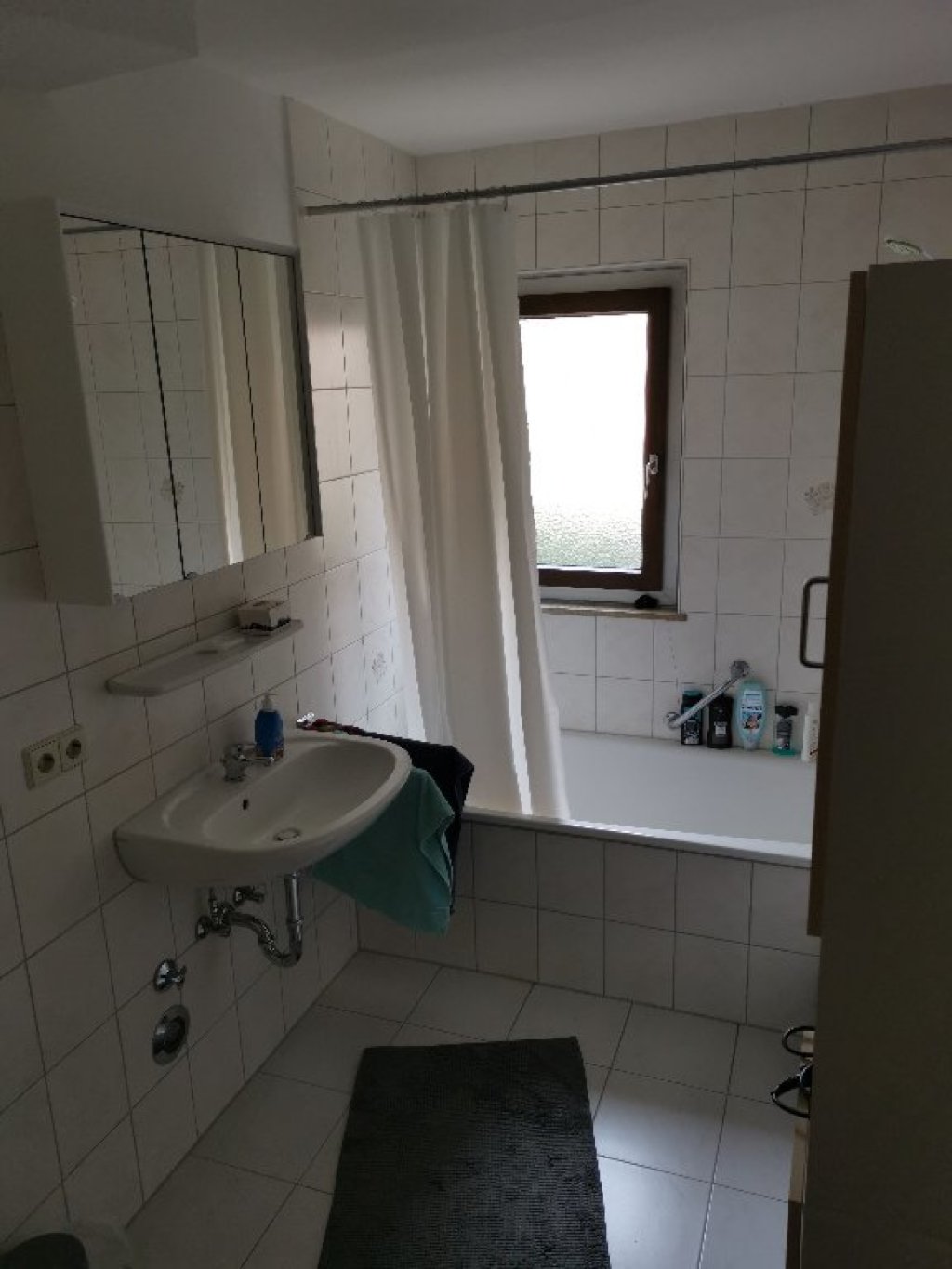 WG-Zimmer Stuttgart Vaihingen Vaihingen Heerstraße 28 - Bad