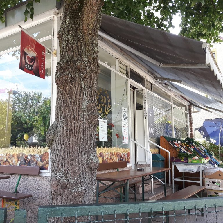Sonniges Wohlfühl-Apartment, möbliert: Oase in S-Süd mit viel Grün, raffiniertem Schnitt, Sonnenterrasse, Grillmöglichkeit im Garten, Feuerstelle für Treffen mit Freunden, überdachtem Fahrradabstellplatz – Engelboldstr., 70569 Stuttgart Süd – Vorschaubild 6