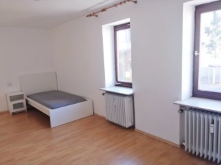 Imagen del anuncio: Cerca de la universidad, totalmente amueblado WG-Zi en el corazón de Koblenz Güls,17qm (Zi.B)/Flatrat Internet/Wachmaschine/1 min.bus stop