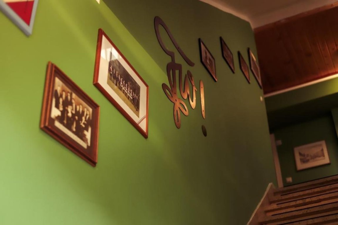 Habitación en WG Ostviertel Otto-Wallach-Weg 12 - Aufgang ins Obergeschoss