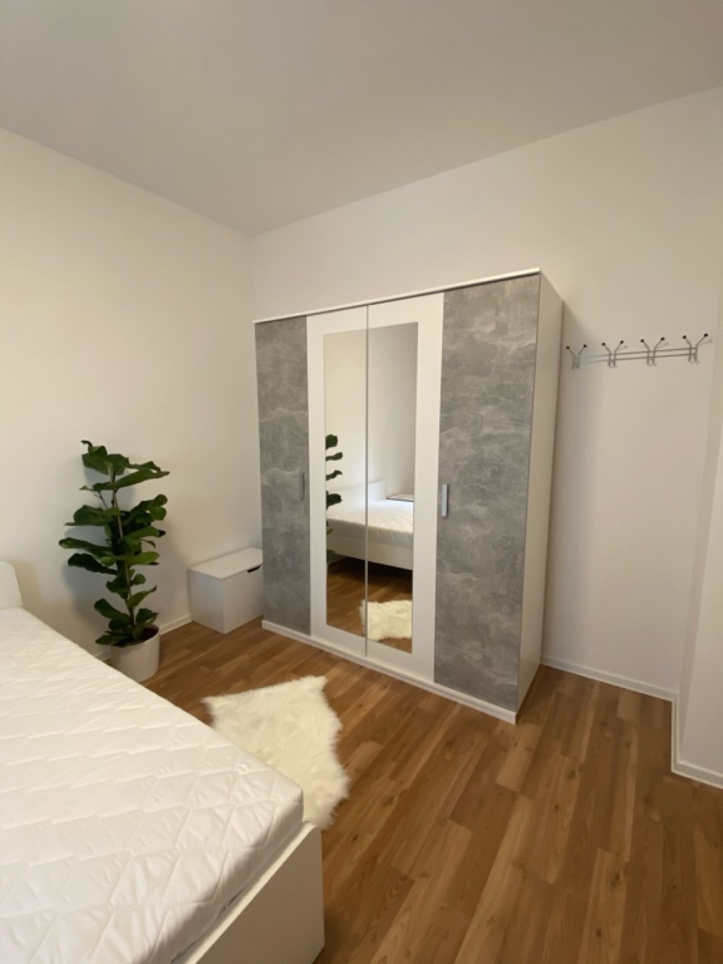 WG-Zimmer Zuffenhausen Zahn-Nopper-Str. 2 - Bild 2