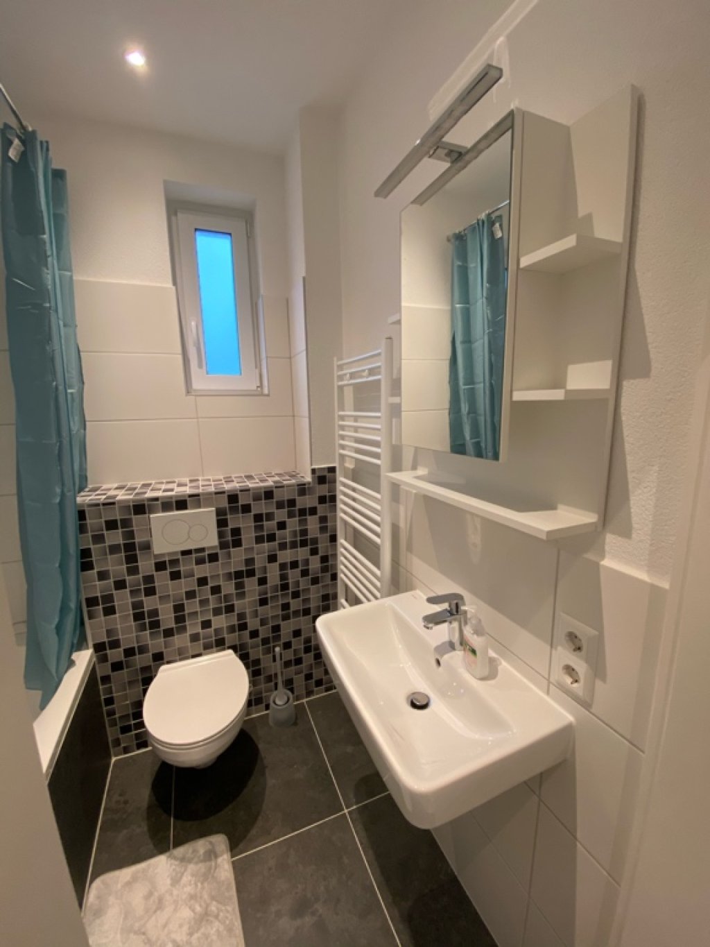 WG-Zimmer Zuffenhausen Zahn-Nopper-Str. 2 - Bild 15