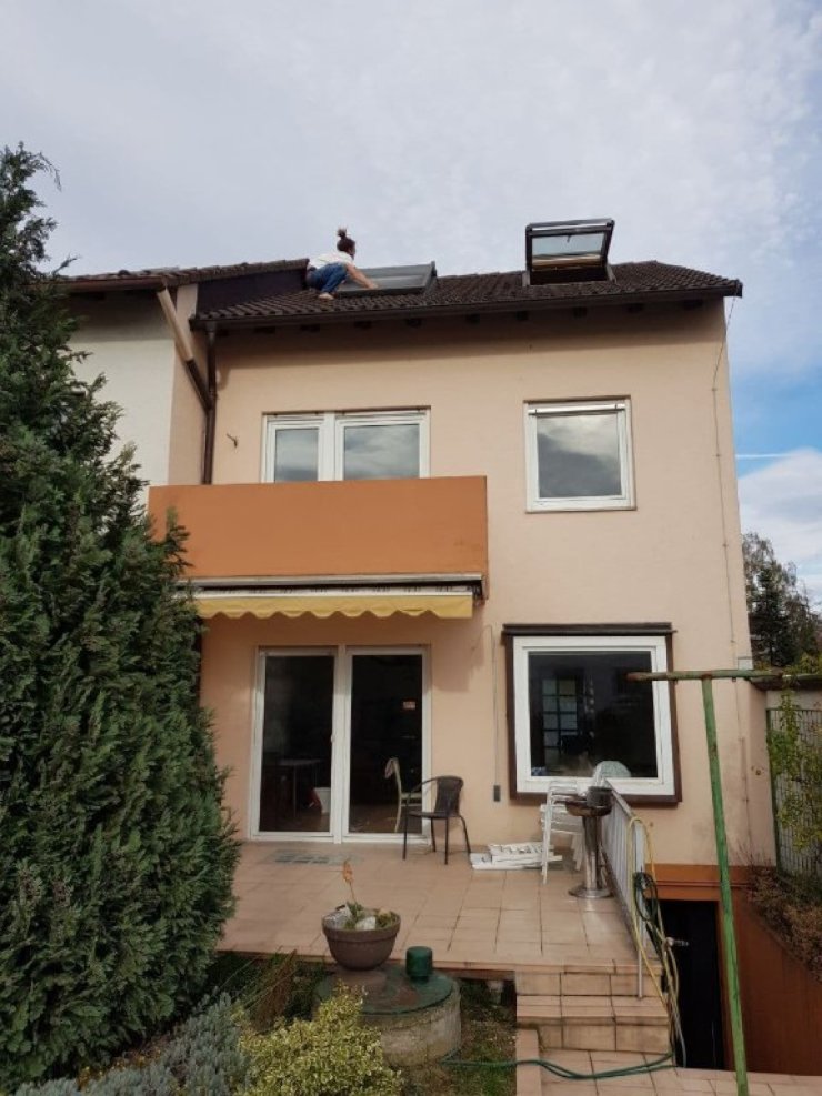 Haus, Sauna, Garten. Studieren mit Hühnern. - WG Suche Karlsruhe-Grünwinkel