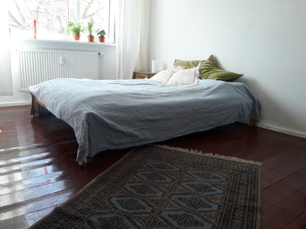 sunny room in Neukölln