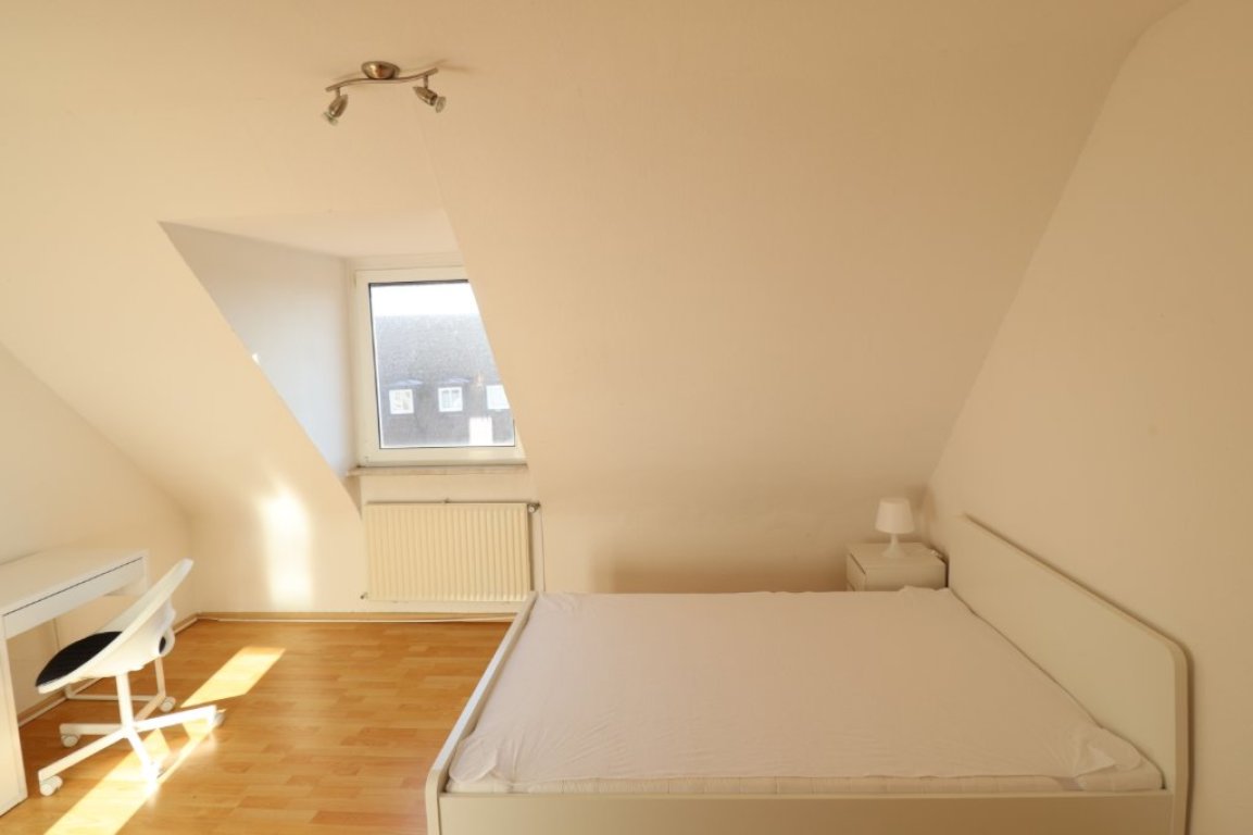 WG-Zimmer Zuffenhausen Edisonstrasse - Zimmer 1