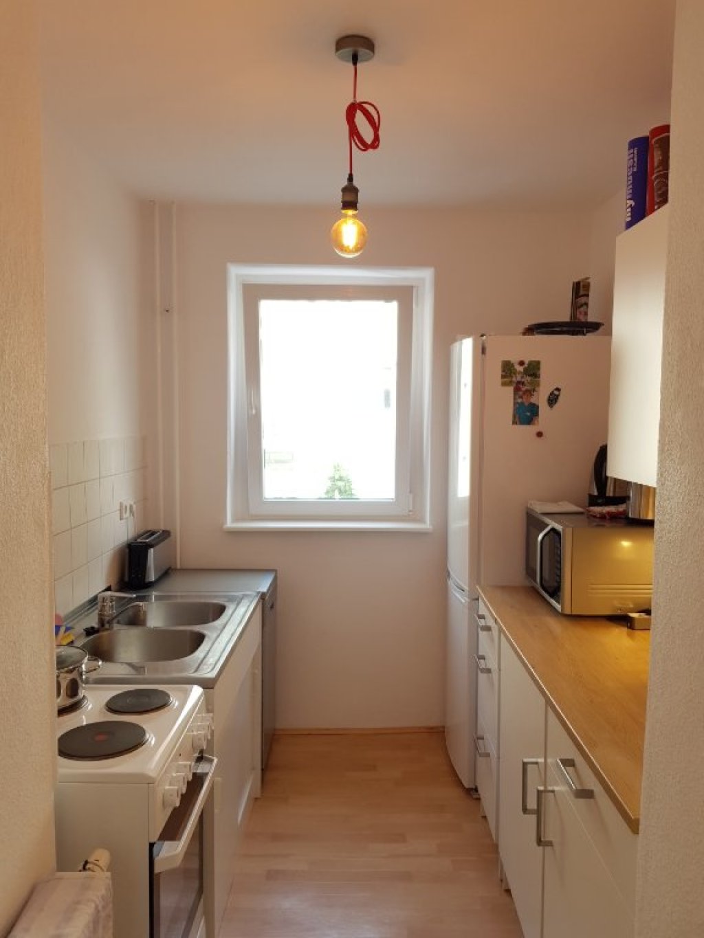 Schöne helle 2 - Raumwohnung mit Balkon, voll möbliert, Oktober 2026 - Januar 2027 (4 Monate) – Guntherstraße, 10365 Berlin Lichtenberg – Vorschaubild 4