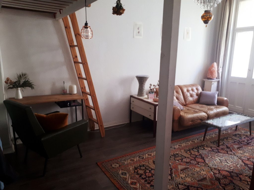 01.-31.10.26: Süße 1-ZW in Neukölln voll möbliert mit Hochbett – Okerstraße, 12049 Berlin Neukölln – Vorschaubild 2