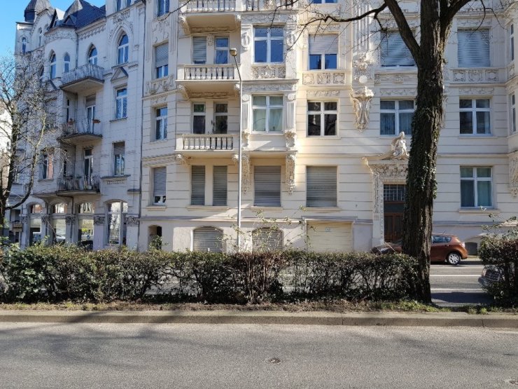 Schöne Altbauwohnung im Westend für WG oder junge Familie Wohnung in WiesbadenWiesbaden