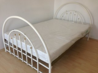 Anzeigenbild: Neuses 1 Wg - Zimmer (Rent furnished rooms at) Eggolsheim - Neuses frei mit super Anbindung, auch Referendare sind herzlich willkommen. (We are happy to rent for weekend home drivers, trainees, students and apprentices are welcome)