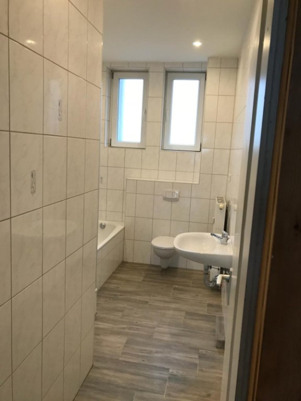 Flatshare Seckenheim-Hochstätt Hochstättstraße 1 - Bad