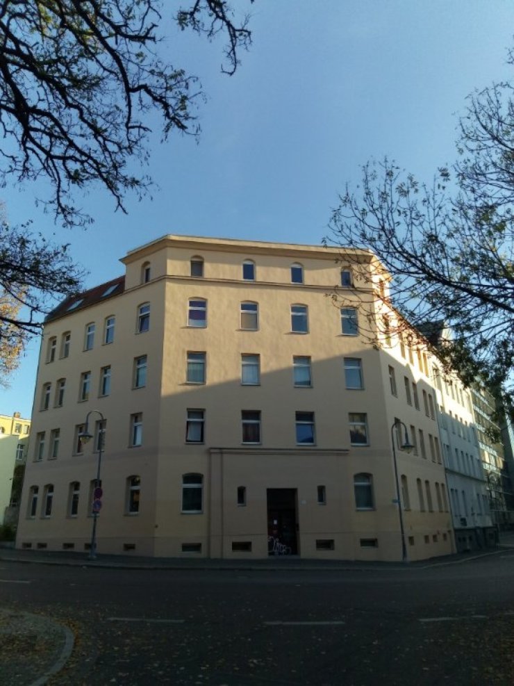 Große 1Zimmerwohnung zentral gelegen mit großem Bad 1ZimmerWohnung in Halle (Saale)Innenstadt