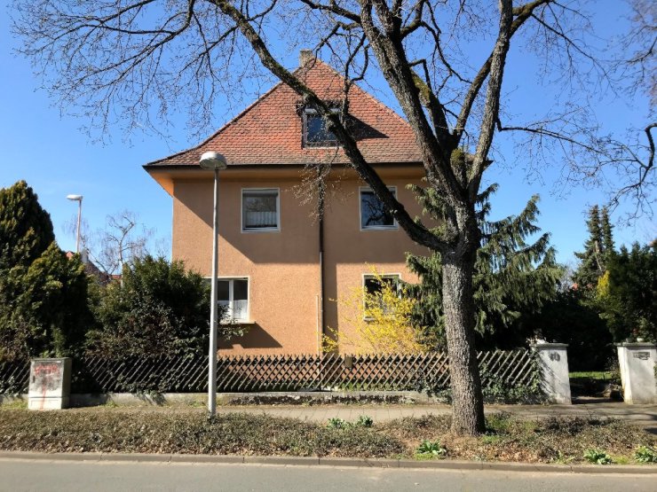 Gemütliche 2 Zimmerwohnung, vollmöbliert in ruhiger, zentraler Lage