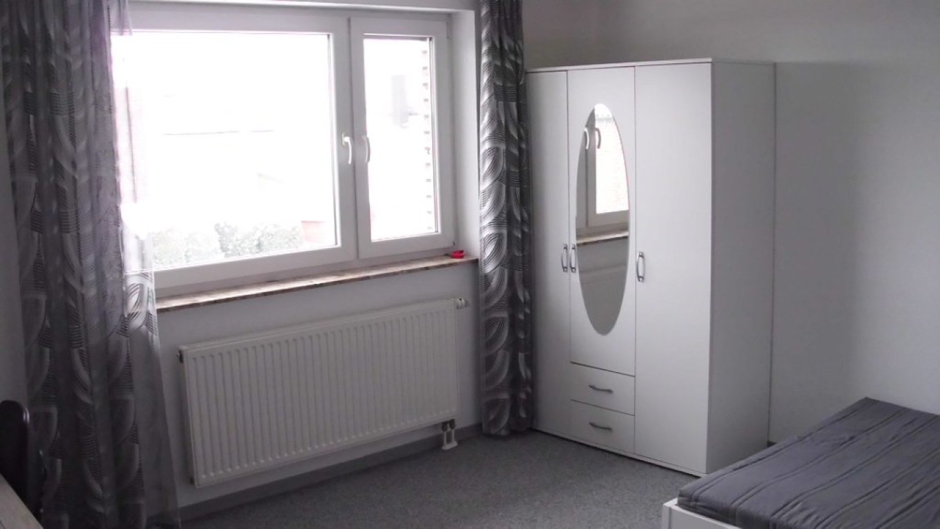 WG-Zimmer Titz Meerhofstraße 1 B - Blick ins WG-Zimmer 1