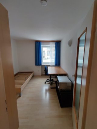Suche Nachmieter Fur 1 Zimmer Wohnung In Studentenwohnheim Am Leonrodplatz 1 Zimmer Wohnung In Munchen Neuhausen Nymphenburg
