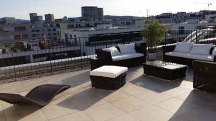Anzeigenbild: 13m2 Zimmer in roof top Wohnung, riesen Terasse,