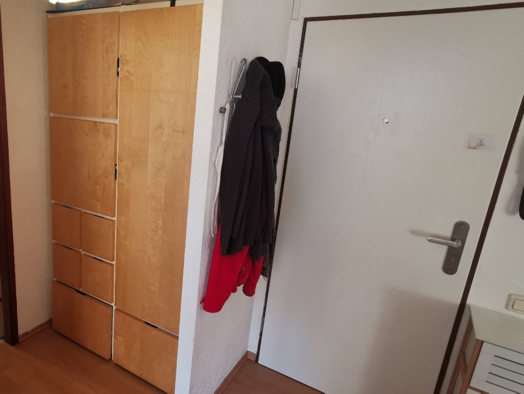 WG-Zimmer Sülz Luxemburger Str. 124 - Flurschrank zur teilweisen Mitbenutzung
