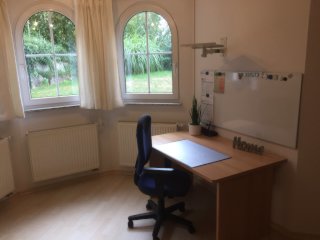 Anzeigenbild: 1-Zimmer Einliegerwohnung separater Eingang, ruhig gelegen