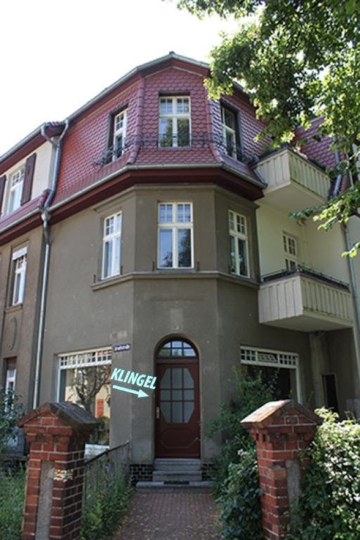 Helles Zimmer in der SchaufensterWG mit Garten und Hund Zimmer