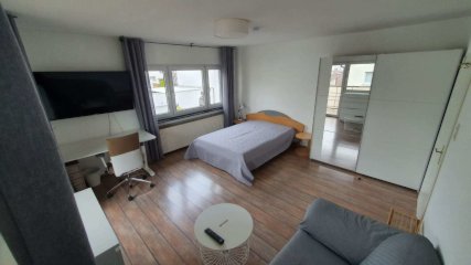 Anzeigenbild: Möbliertes Zimmer in netter 3er WG in Eschborn (Zimmer Nr. 2)