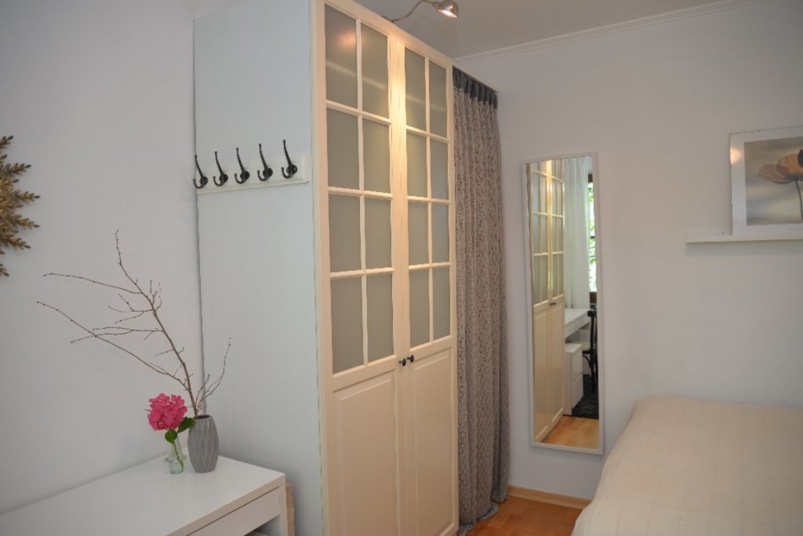 Flat Altstadt-Lehel Altstadt Hackenviertel - Kleiderschrank im Schlafbereich