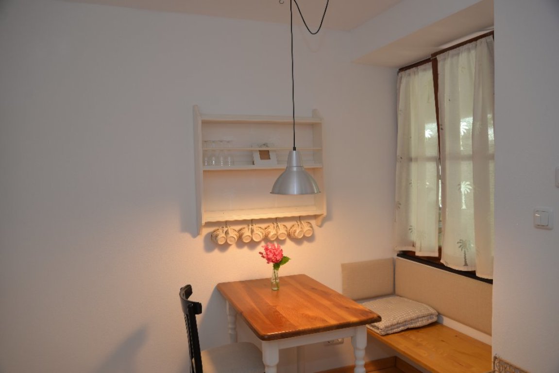 Flat Altstadt-Lehel Altstadt Hackenviertel - Küche Sitzecke