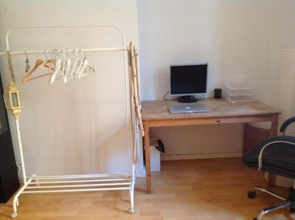 Big cozy apartment ( 100qm ) near Frankfurter Tor – 10247 Berlin Friedrichshain – Vorschaubild 15
