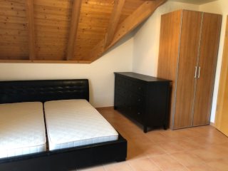 Anzeigenbild: Helles, möbliertes WG Zimmer in Dachau-Ost