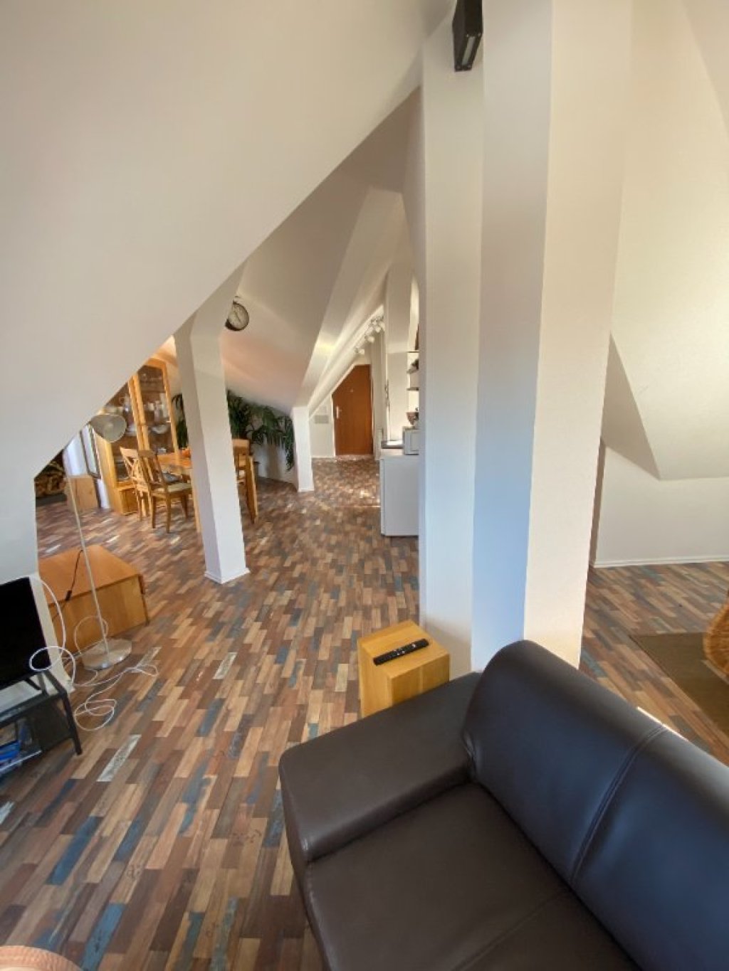 Helle voll möblierte 1 Zimmer Wohnung in Stuttgart Ost – Schurwaldstr. 61, 70186 Stuttgart Stuttgart – Vorschaubild 15