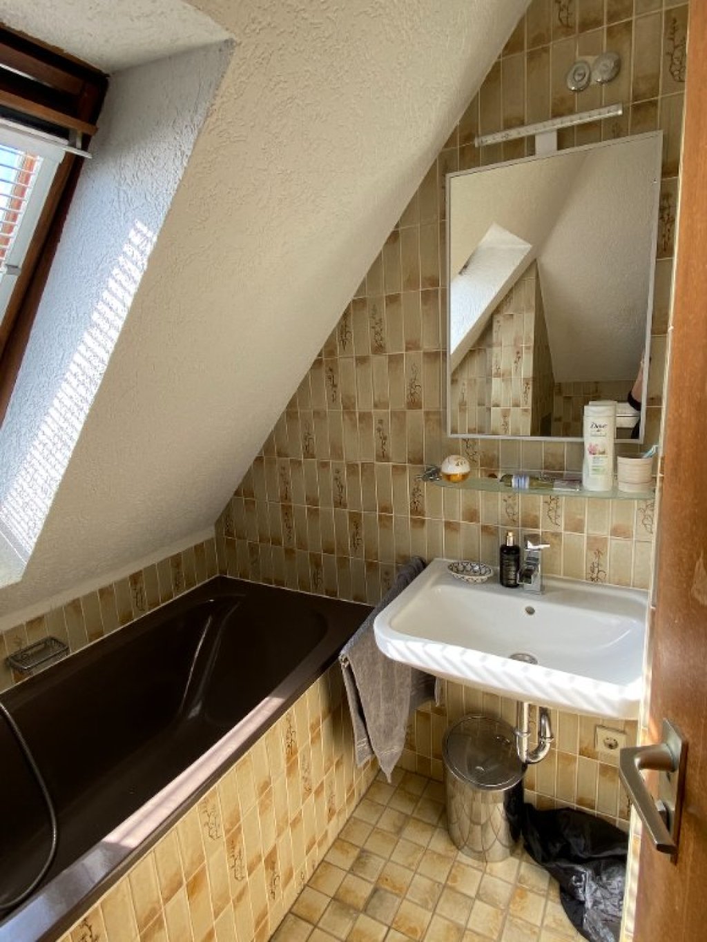 Helle voll möblierte 1 Zimmer Wohnung in Stuttgart Ost – Schurwaldstr. 61, 70186 Stuttgart Stuttgart – Vorschaubild 6